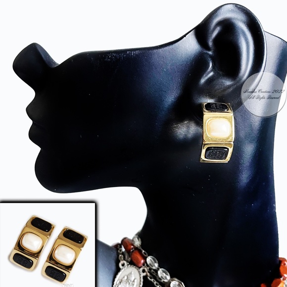 Givenchy Earrings Embossed Logo Stone Faux Pearl Gold Metal Clip Style Vintage - Picture 1 of 12